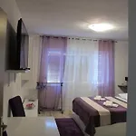And Stambuk Ii 3* 스플리트